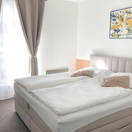 Pension Ingrid Neutal Экстерьер фото