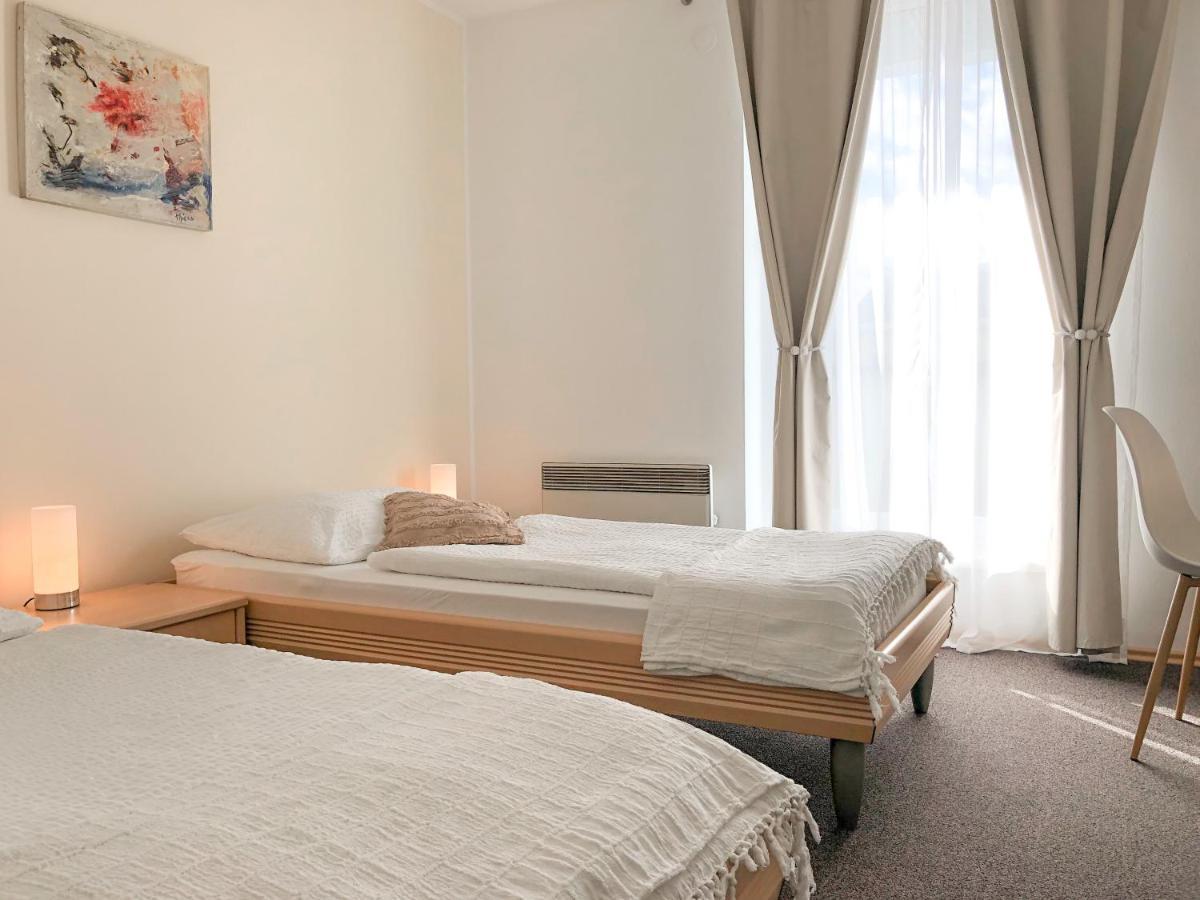 Pension Ingrid Neutal Экстерьер фото