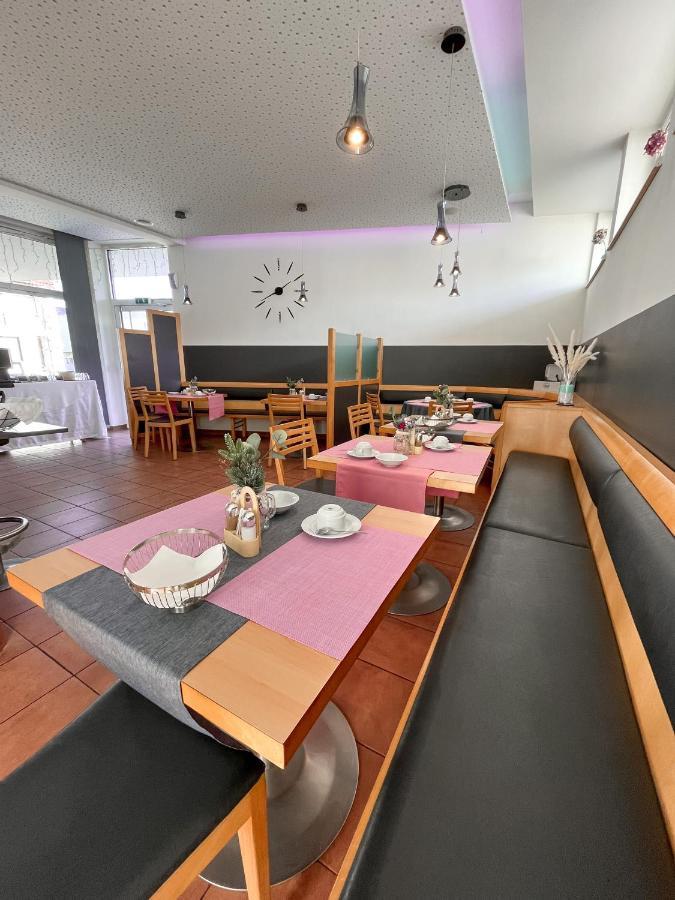 Pension Ingrid Neutal Экстерьер фото