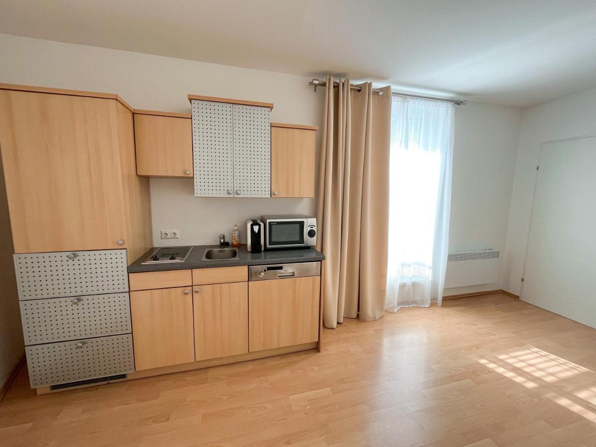 Pension Ingrid Neutal Экстерьер фото